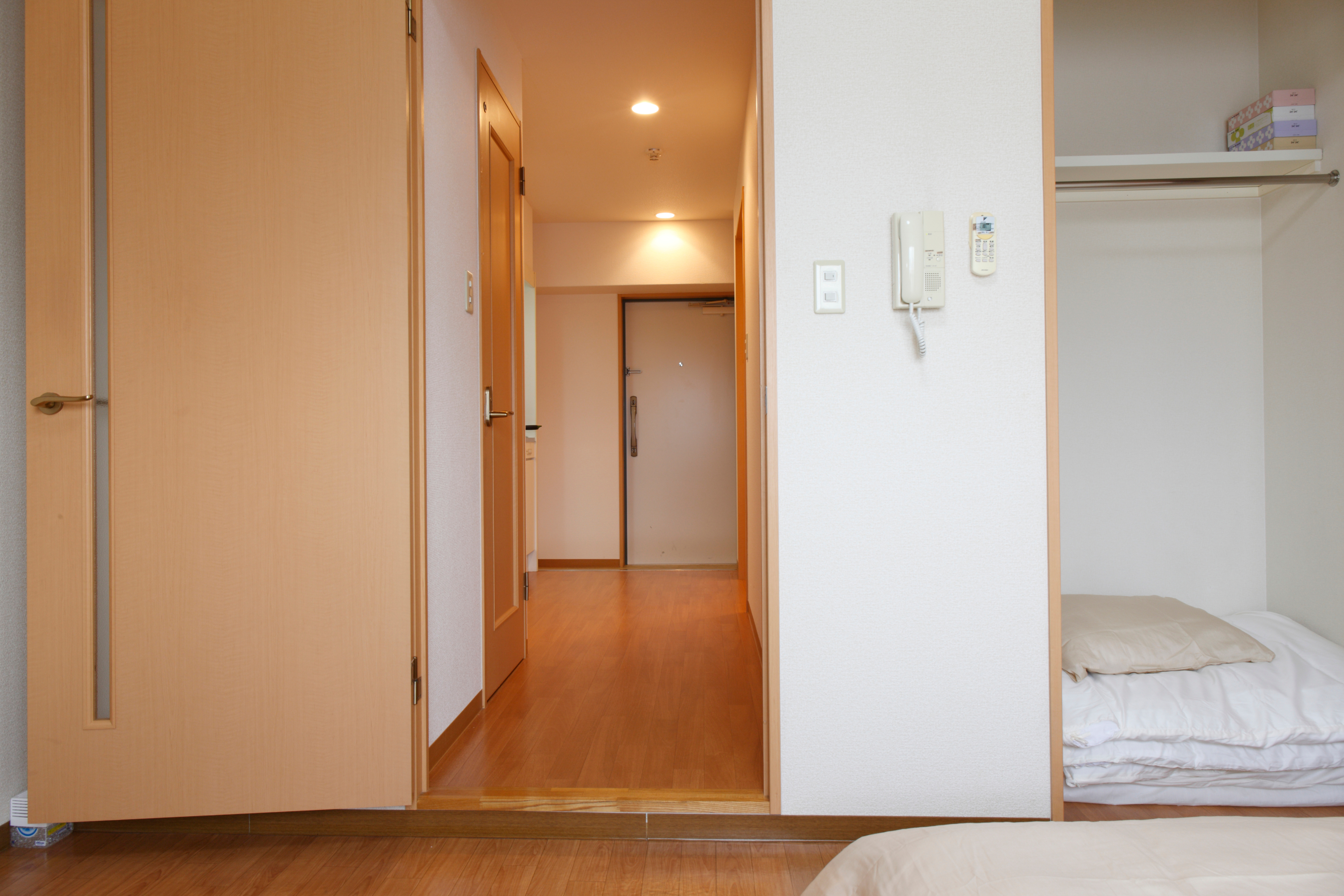 社員寮の室内